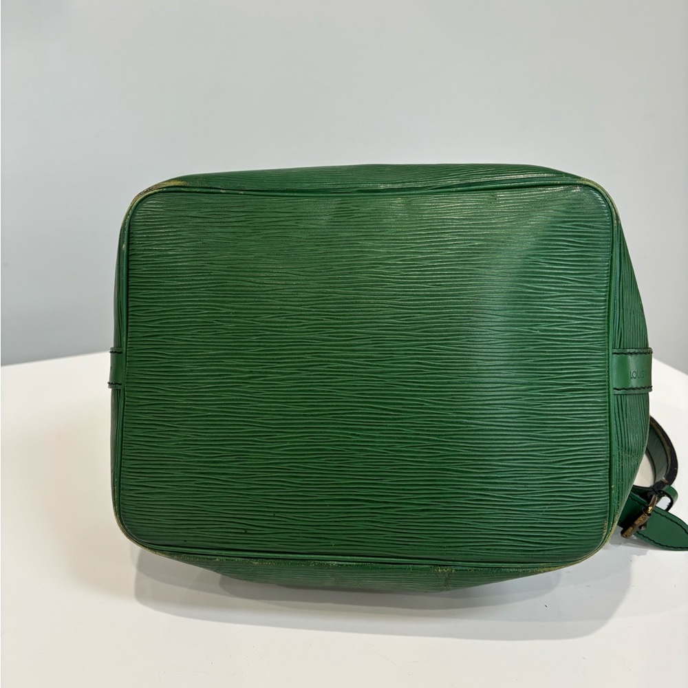 Vintage Louis Vuitton Green Epi Petit Noé Bucket Bag Shoulder Bag - Picture 12 of 16